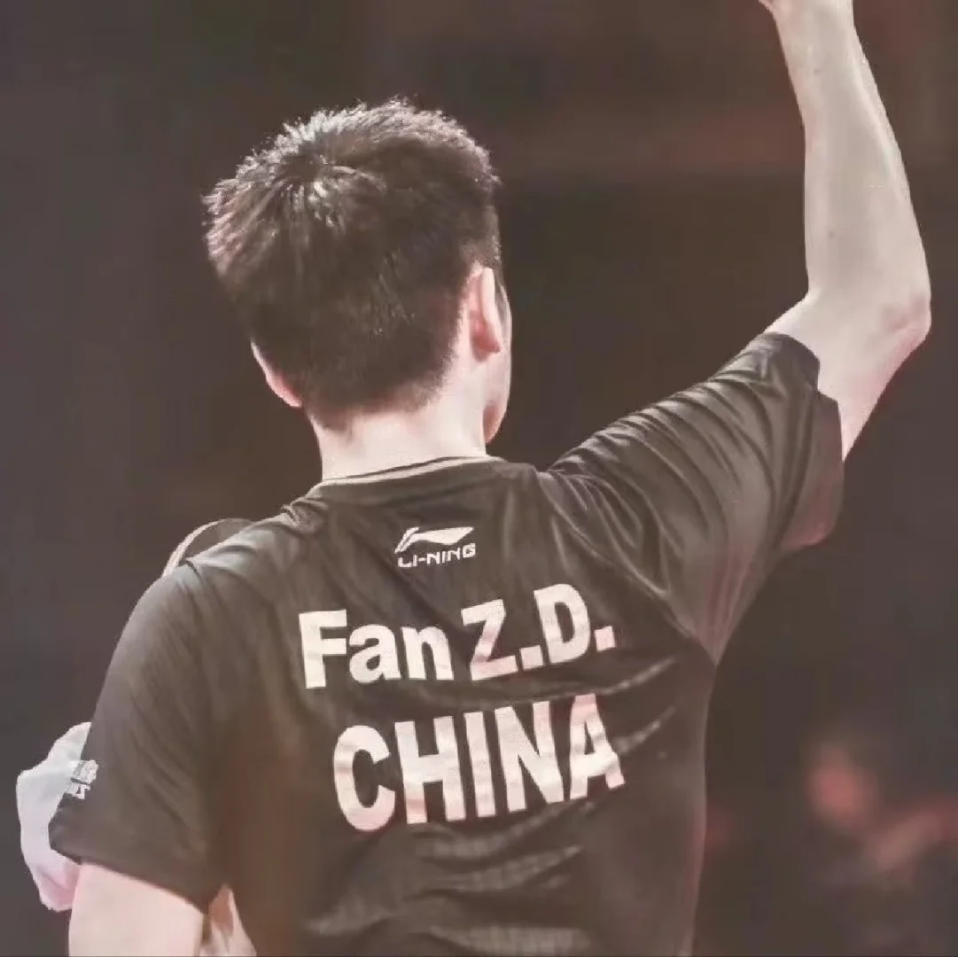 多米电竞风云突变！深圳男篮转会期复出首秀，英超版图或变，质疑声仍在，更衣室氛围转暖的简单介绍